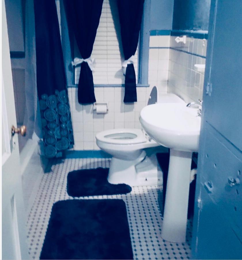 Best Deal In Town! Entire 1 Bedroom Apartment 59 Montgomery Exteriér fotografie
