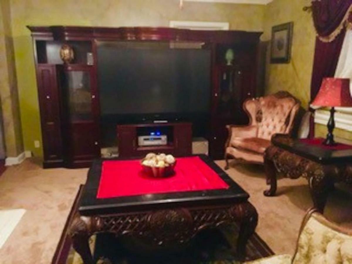 Best Deal In Town! Entire 1 Bedroom Apartment 59 Montgomery Exteriér fotografie