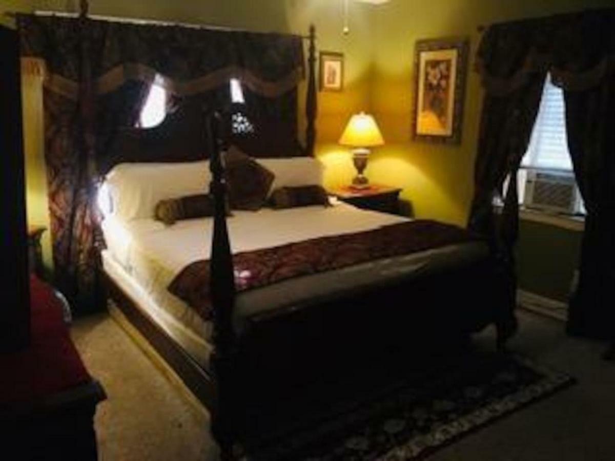Best Deal In Town! Entire 1 Bedroom Apartment 59 Montgomery Exteriér fotografie